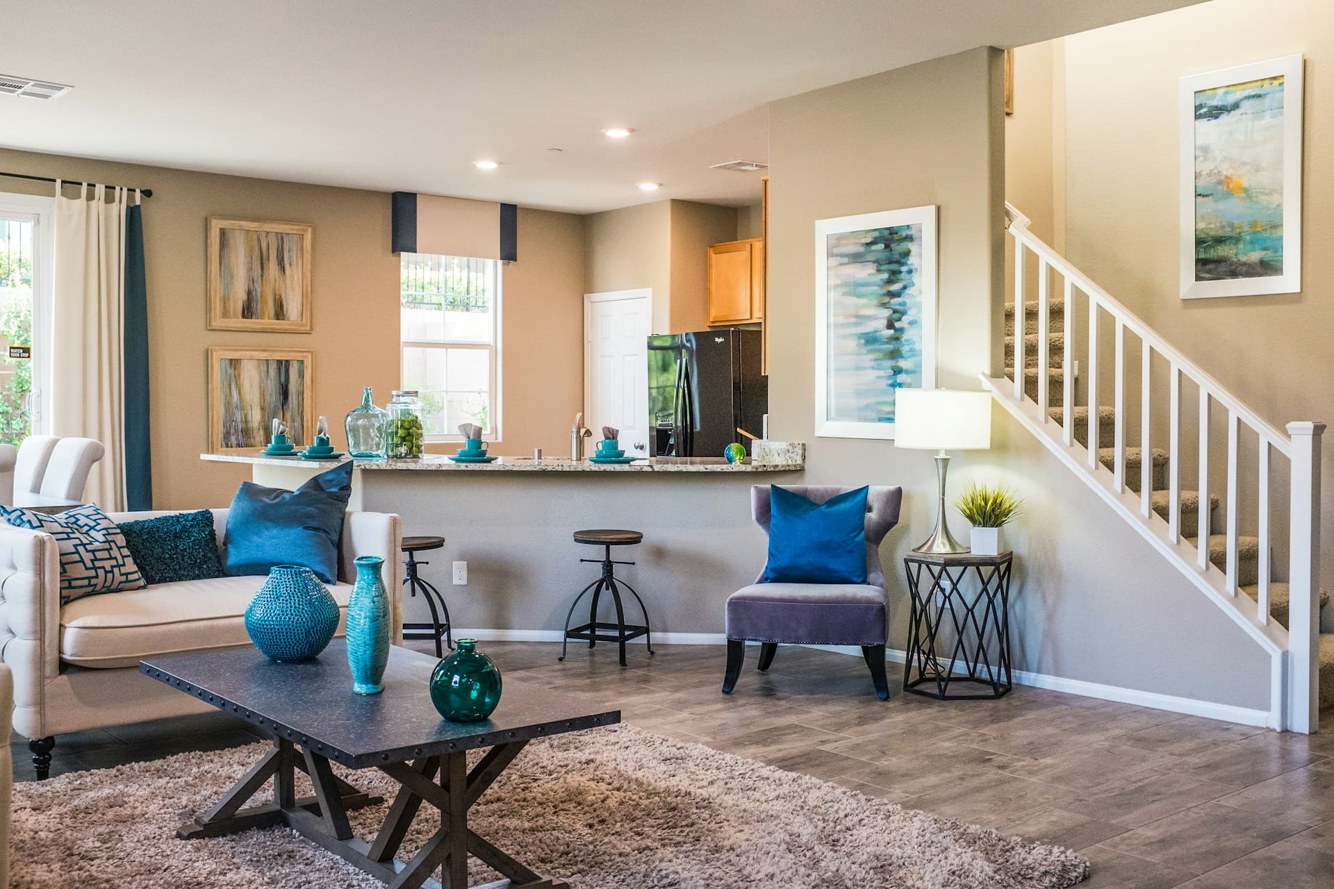 Family-Owned Painters in Valparaiso : Residential & Commercial Experts